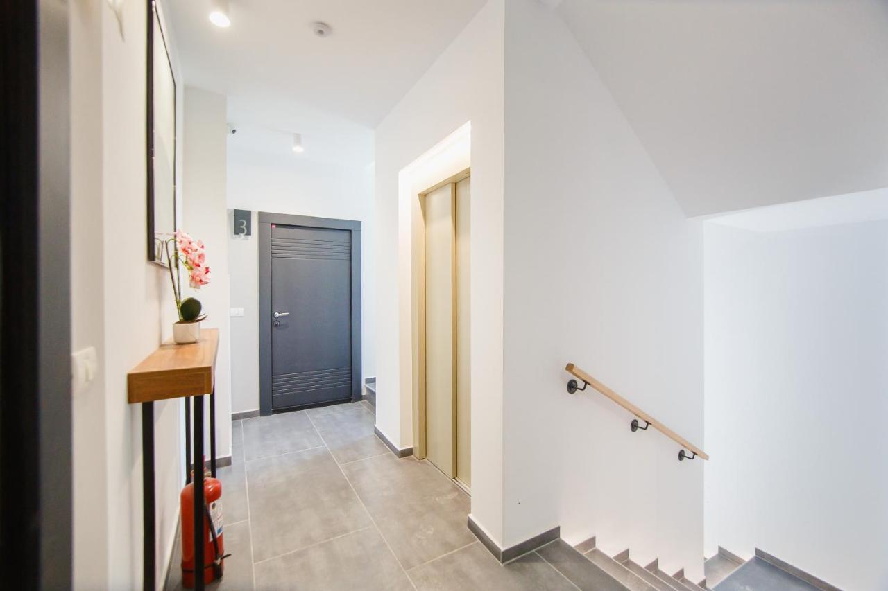Pink Sahara Near City Center Орадеа Екстериор снимка